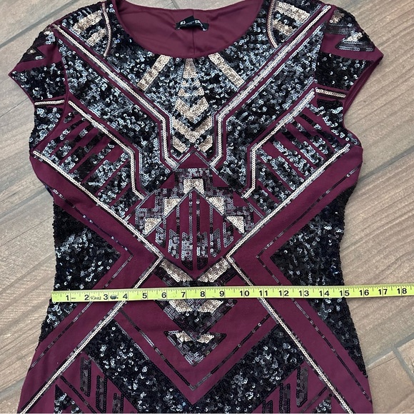 Express Dress - Picture 6 of 11